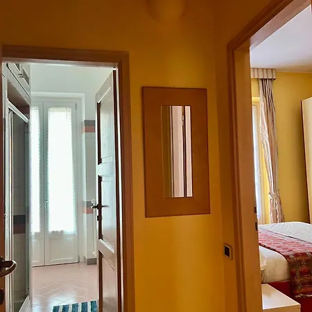 Apartment Bright Milan